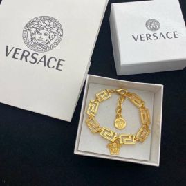 Picture of Versace Bracelet _SKUVersacebracelet12cly1416723